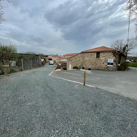 La Haute Chabossiere 2 Gites A La Campagne Proche Du Puy Du Fou Jusqu'a 17 Couchages Semesterbostad Les Herbiers