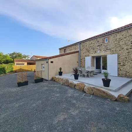 La Haute Chabossiere 2 Gites A La Campagne Proche Du Puy Du Fou Jusqu'a 17 Couchages Semesterbostad